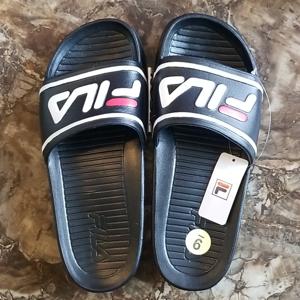 Fils flip flops